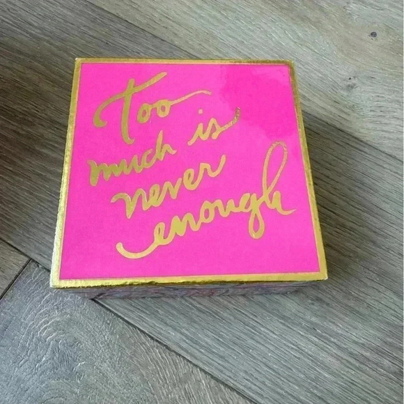 Lilly Pulitzer Too Much is Never Enough Box - Picture 1 of 5